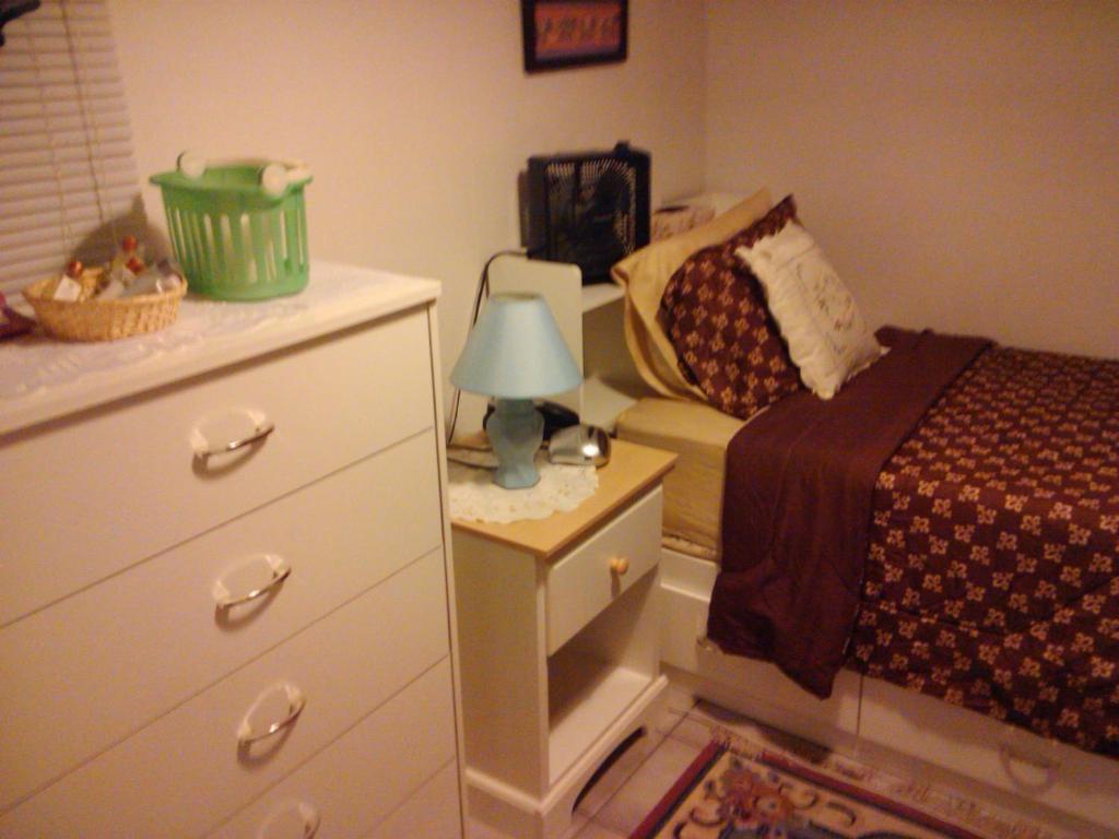 Exquisite Guesthouse New York Room photo