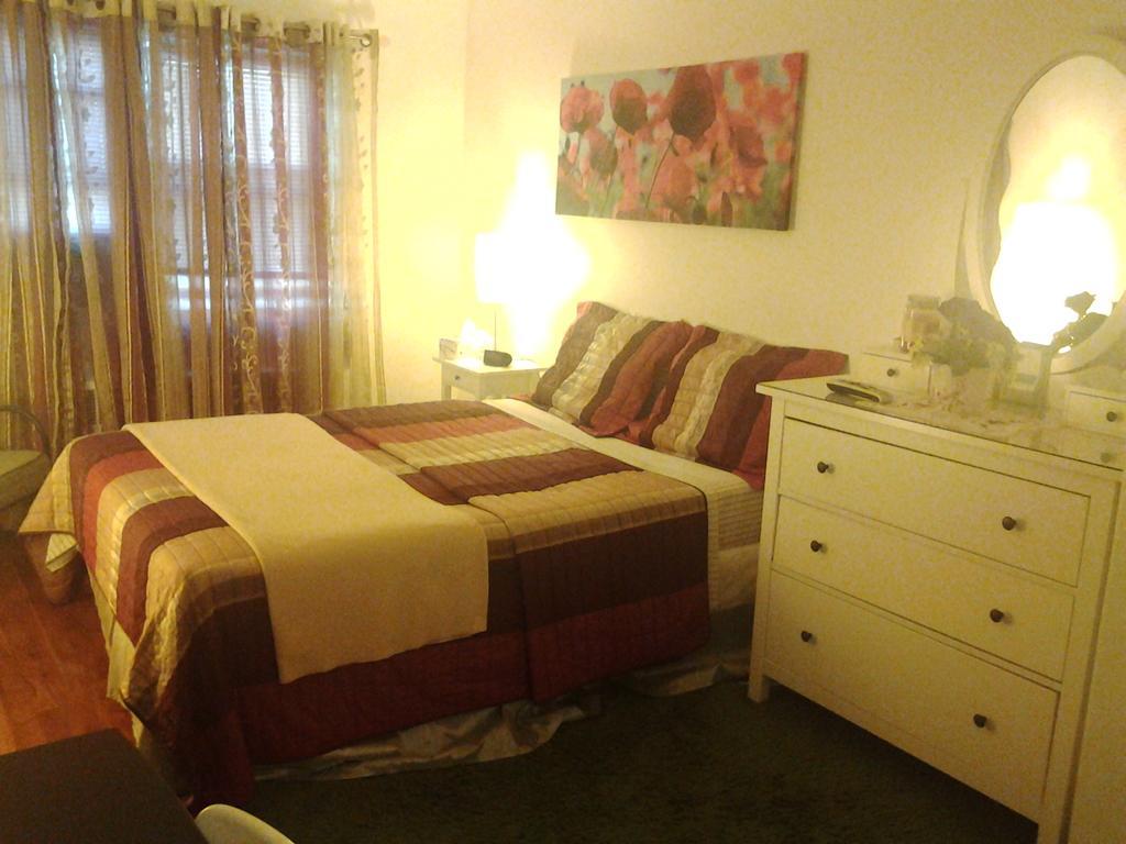 Exquisite Guesthouse New York Room photo